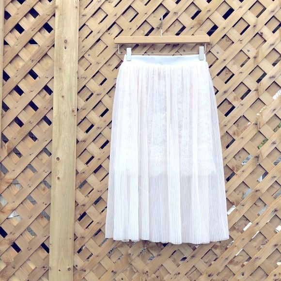 NWT, Victoria’s Secret 2-Layer Semi Sheer Midi Skirt, Size Medium - Picture 1 of 6